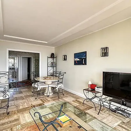 Appartement Nice With Sea View On The Croisette Cannes